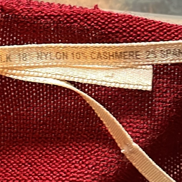 Max studio Merlot color bell sleeve sweater w keyhole front. - Picture 9 of 9